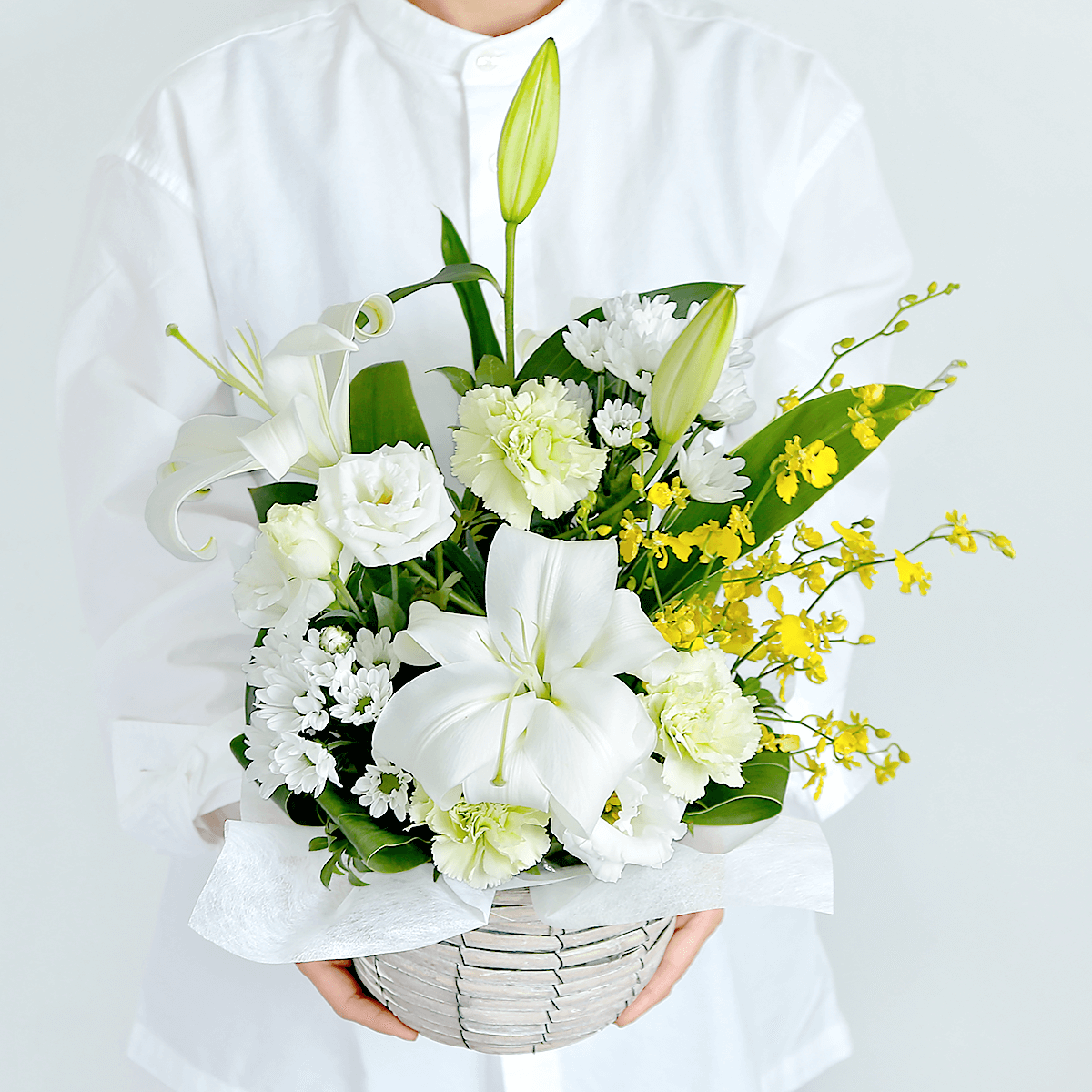 【お供え花・仏花】花瓶の要らないアレンジメント「レェーヴ ホワイトグリーン」(お線香セット)ペットのお供えのお花にもオススメ。花屋の通販|大阪の花屋05