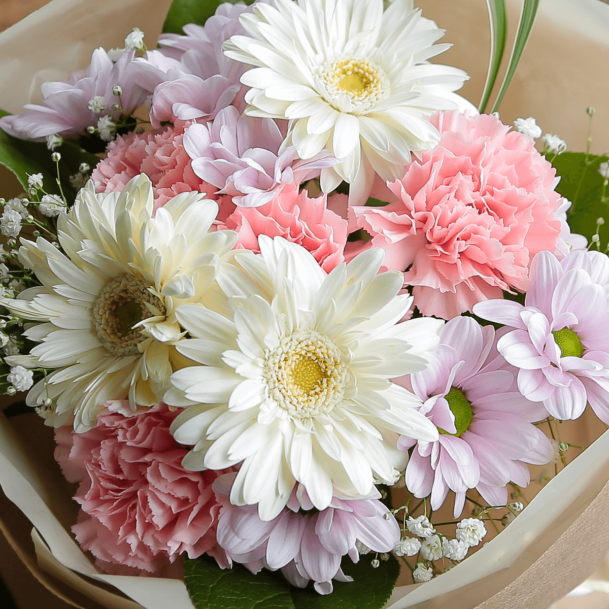 【お供え花・仏花】花瓶要らずでそのまま飾れる花束｜スタンドブーケ「セレモニーミックス」。ペットのお供えのお花にもオススメ。花屋の通販｜大阪の花屋04