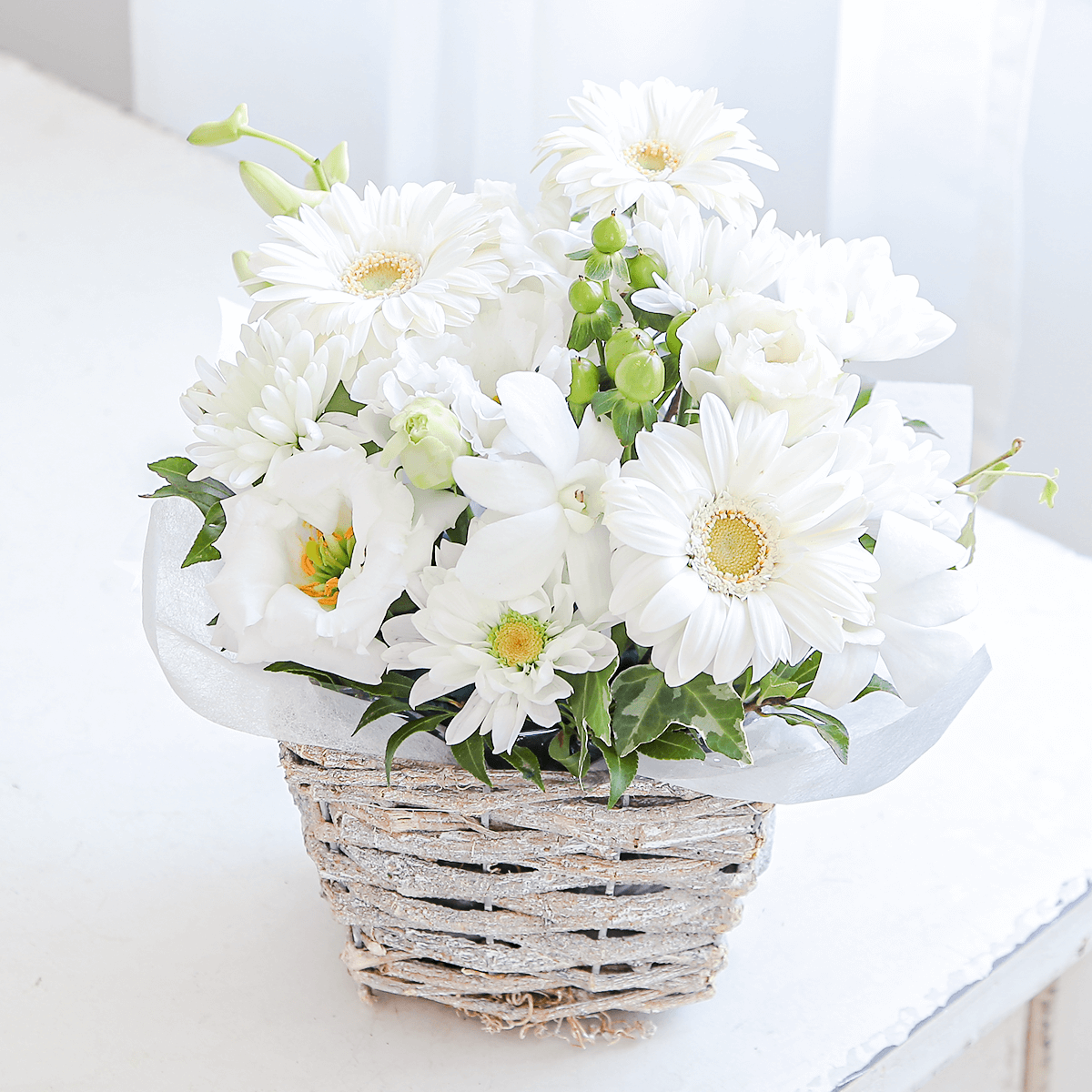 【お供え花・仏花】花瓶の要らないアレンジメント「ココン」(お線香セット)ペットのお供えのお花にもオススメ。花屋の通販|大阪の花屋02