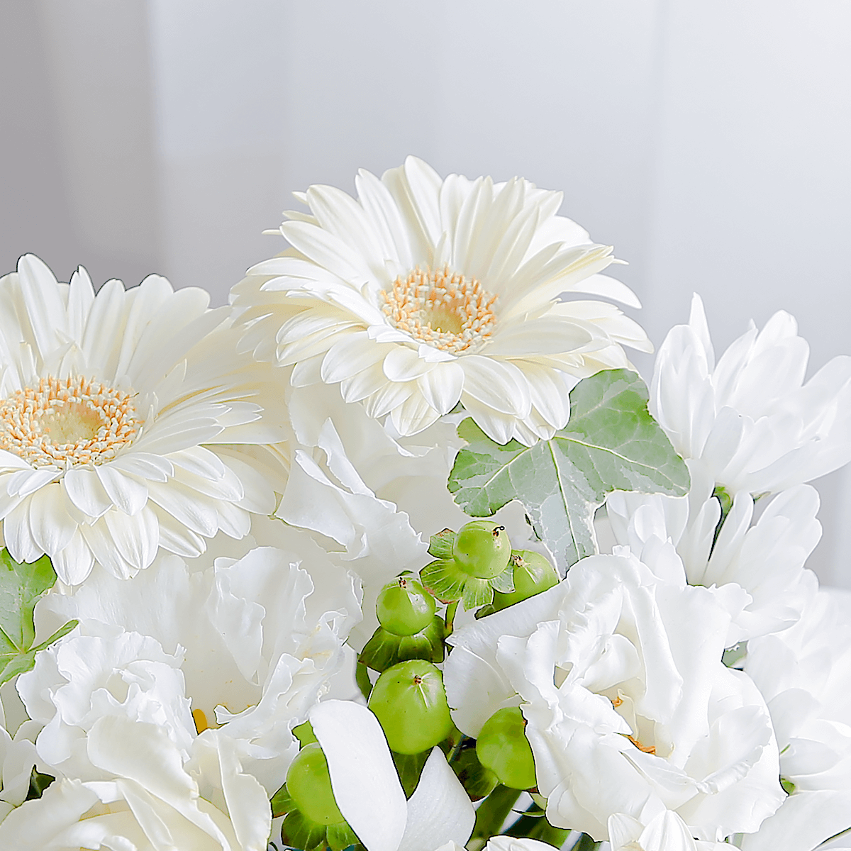 【お供え花・仏花】花瓶の要らないアレンジメント「ココン」(お線香セット)ペットのお供えのお花にもオススメ。花屋の通販|大阪の花屋05
