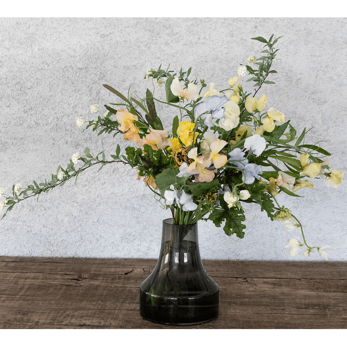 《期間限定》2025年【星座で贈るバースデーブーケ/みずがめ座】アストロロジー・ライター Sayaさん監修