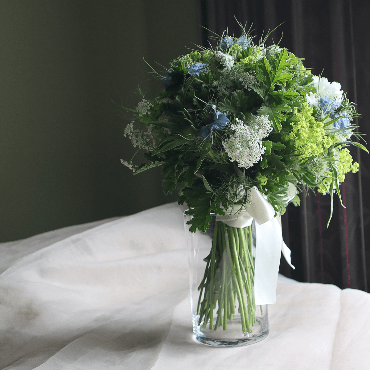 年に1度の定期便】北海道限定｜メモリアルブーケ – hanna