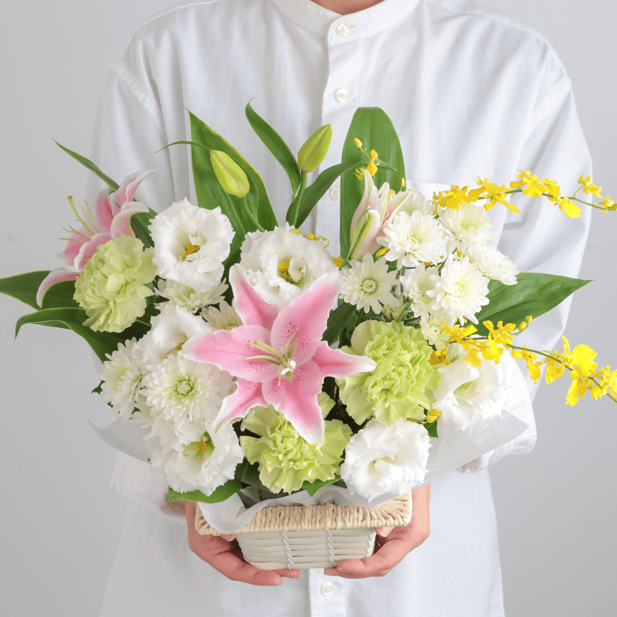 【お供え花・仏花】WEB限定|アレンジメント「レェーヴ グリーン」(ピンクのユリ)