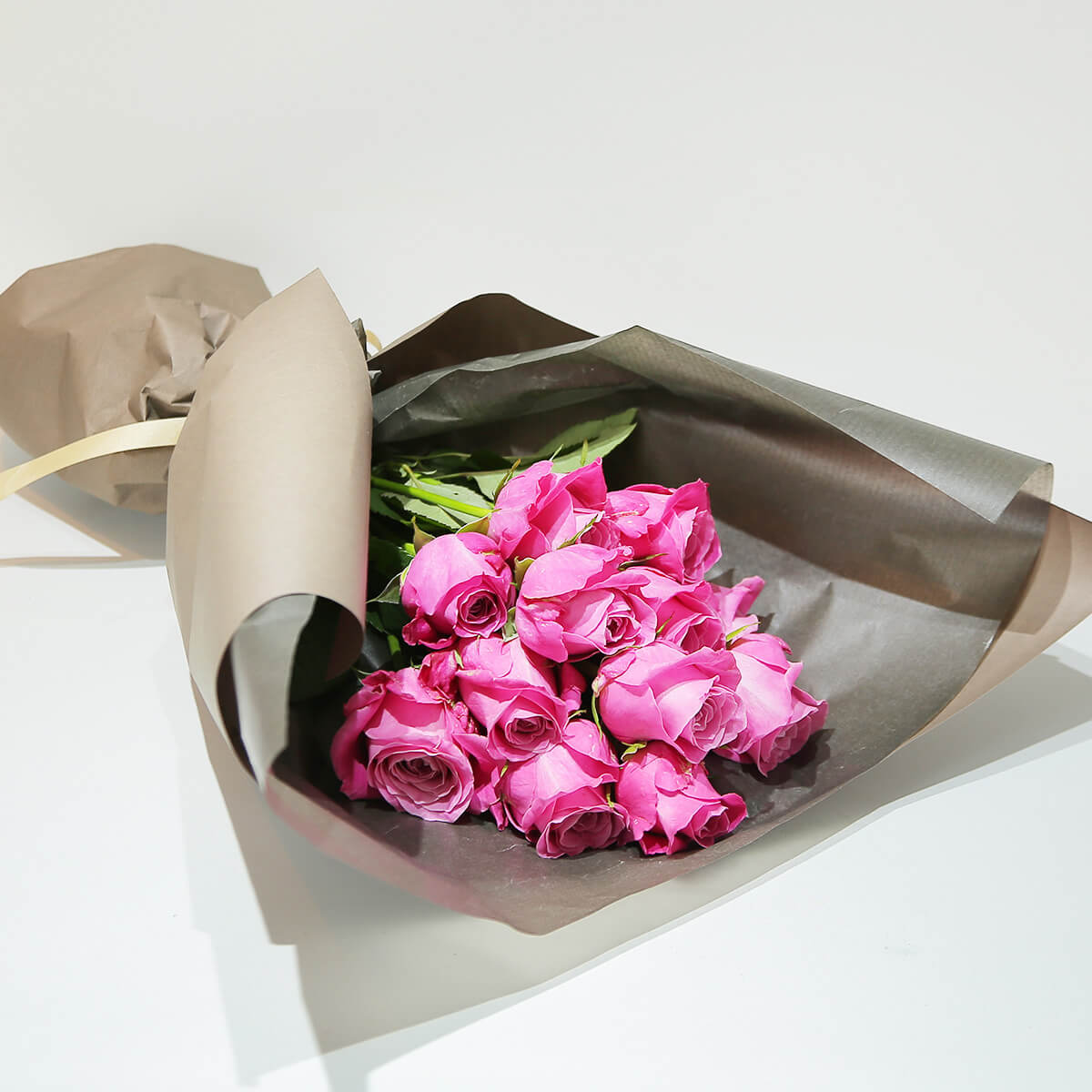 【いい夫婦の日】12本のバラの花束「ダーズンローズ」(ピンク/赤)|プレゼント用|花屋の通販|誕生日/結婚記念日などフラワーギフト04