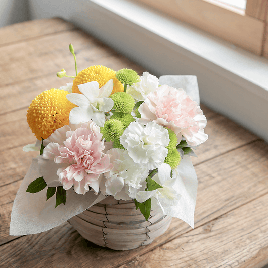 【お供え花・仏花】花瓶の要らないアレンジメント「メモワール ホワイトピンク」(お線香セット)ペットのお供えのお花にもオススメ。花屋の通販|大阪の花屋02