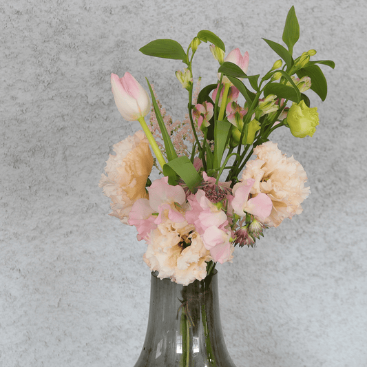 《期間限定》2024年【星座で贈るバースデーブーケ/やぎ座/Sサイズ】アストロロジー・ライター Sayaさん監修