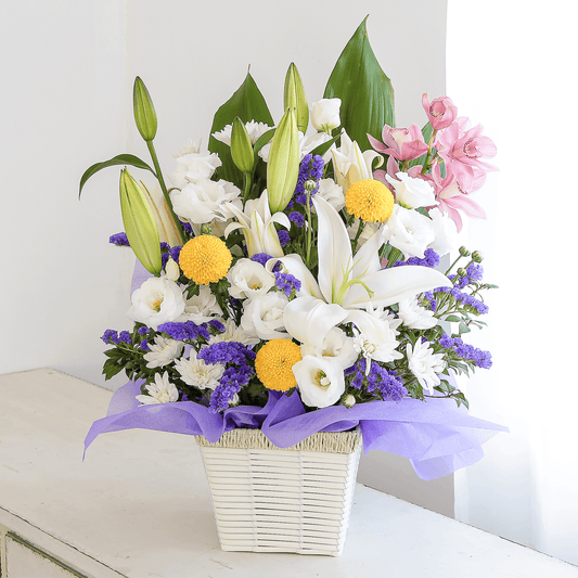 【お供え花・仏花】花瓶要らずでそのまま飾れるアレンジメント「ボヤージュ」。ペットのお供えのお花にもオススメ。花屋の通販|大阪の花屋01