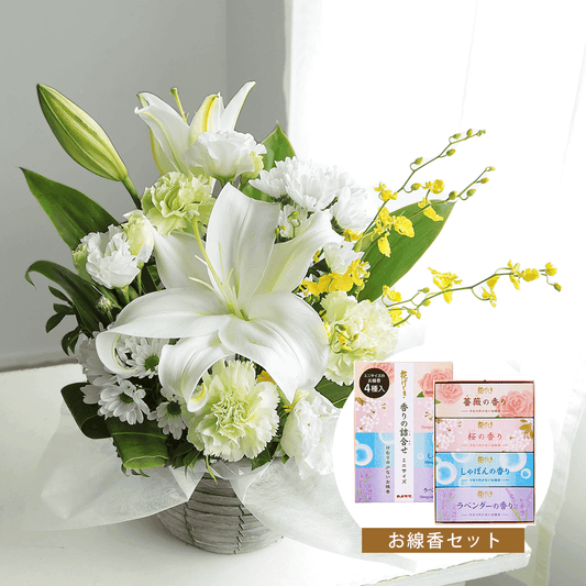 【お供え花・仏花】花瓶の要らないアレンジメント「レェーヴ ホワイトグリーン」(お線香セット)ペットのお供えのお花にもオススメ。花屋の通販|大阪の花屋01