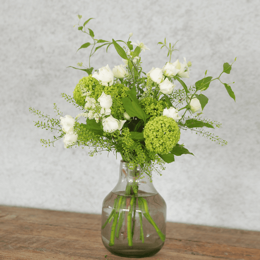 《期間限定》2025年【星座で贈るバースデーブーケ/かに座/Sサイズ】アストロロジー・ライター Sayaさん監修