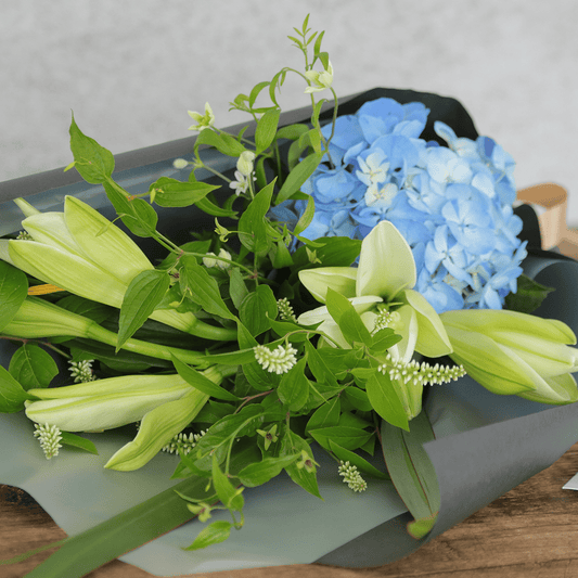 《期間限定》2025年【星座で贈るバースデーブーケ/ふたご座/Lサイズ】アストロロジー・ライター Sayaさん監修