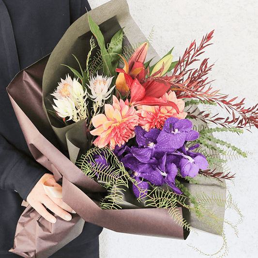 《期間限定》【星座で贈るバースデーブーケ/いて座/Lサイズ】アストロロジー・ライター Sayaさん監修