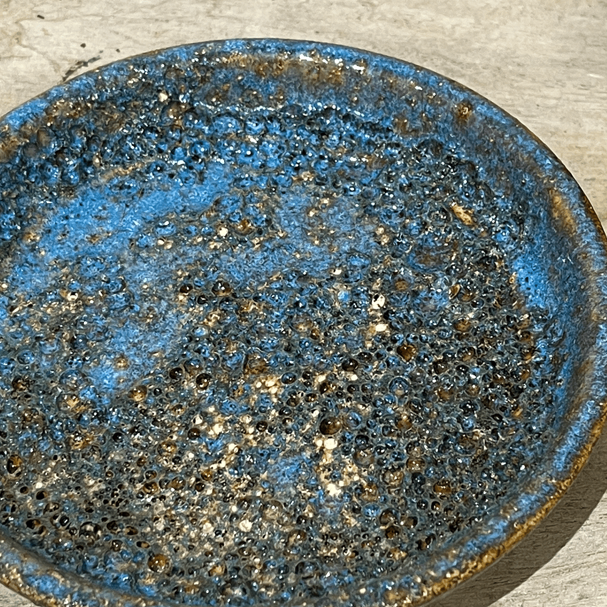 【알라 레어 그린 우아함】 흰 도자기 냄비 첨부 | 소형 | 관엽 식물