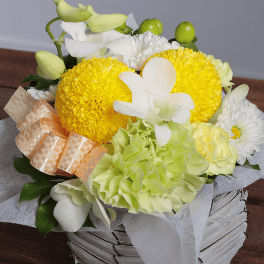【お供え花・仏花】WEB限定｜アレンジメント「メモワール」(黄色のピンポンマム）