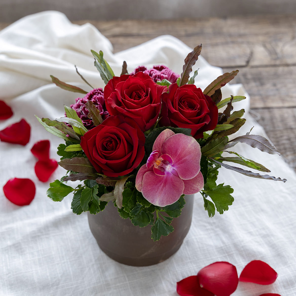 [Mother's Day Gift] Fresh Flower Arrangement "Nikori" Peach Hand Cream Set