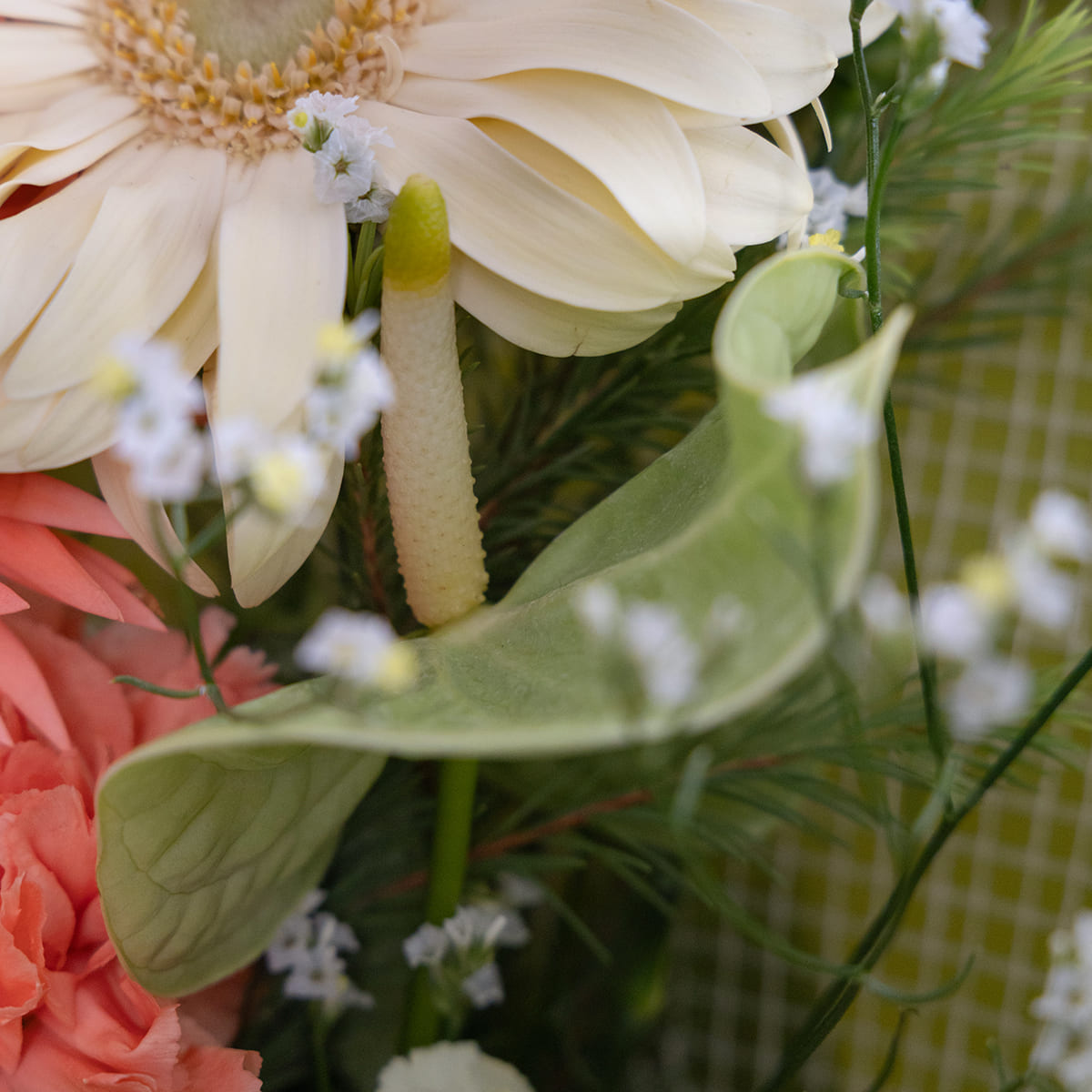 Mother's Day Gift: "Happy Bouquet" Flower Bouquet | Black Bean Tea and Bean Snack Set