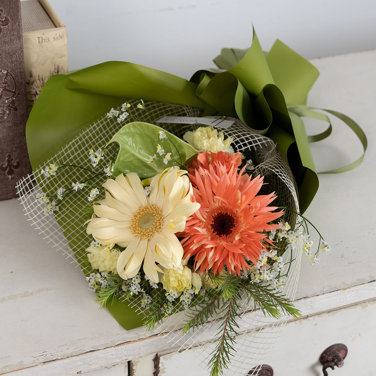 Mother's Day Gift: "Happy Bouquet" Flower Bouquet | Black Bean Tea and Bean Snack Set