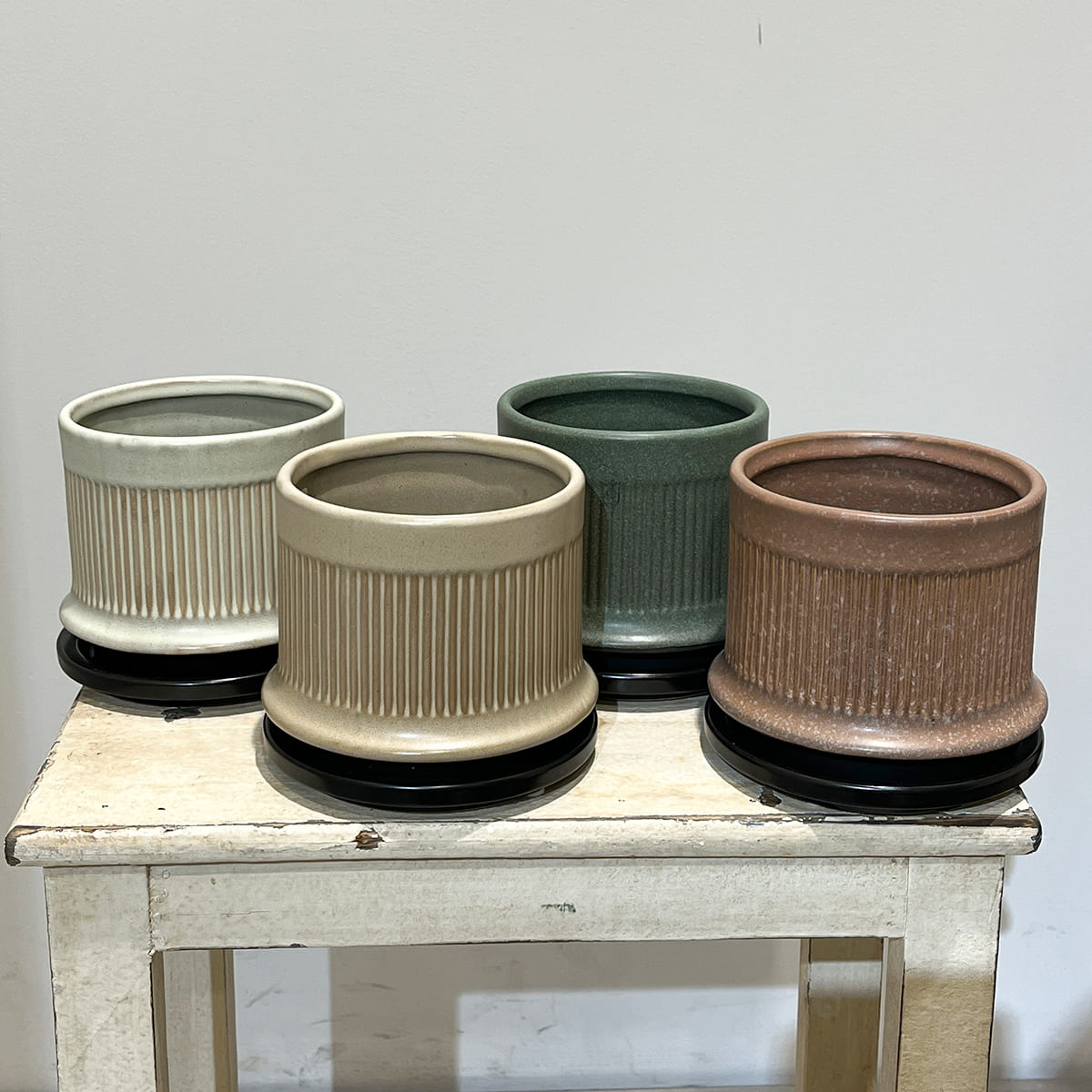 【植木鉢】陶器製スリット鉢 全４色（ライトグレー、グレージュ、ディープブルーグリーン、マットベージュ）（受け皿付き）