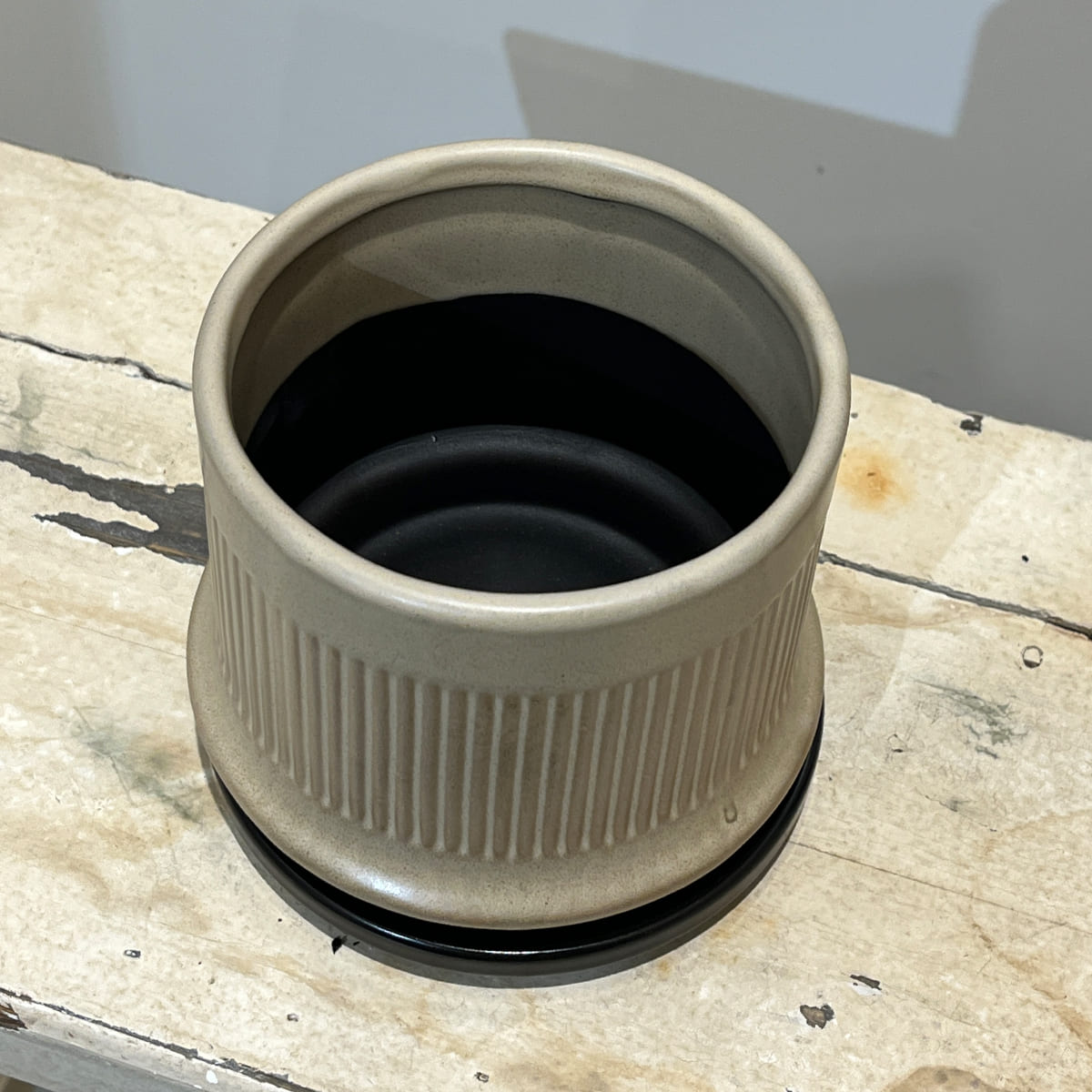【植木鉢】陶器製スリット鉢 全４色（ライトグレー、グレージュ、ディープブルーグリーン、マットベージュ）（受け皿付き）
