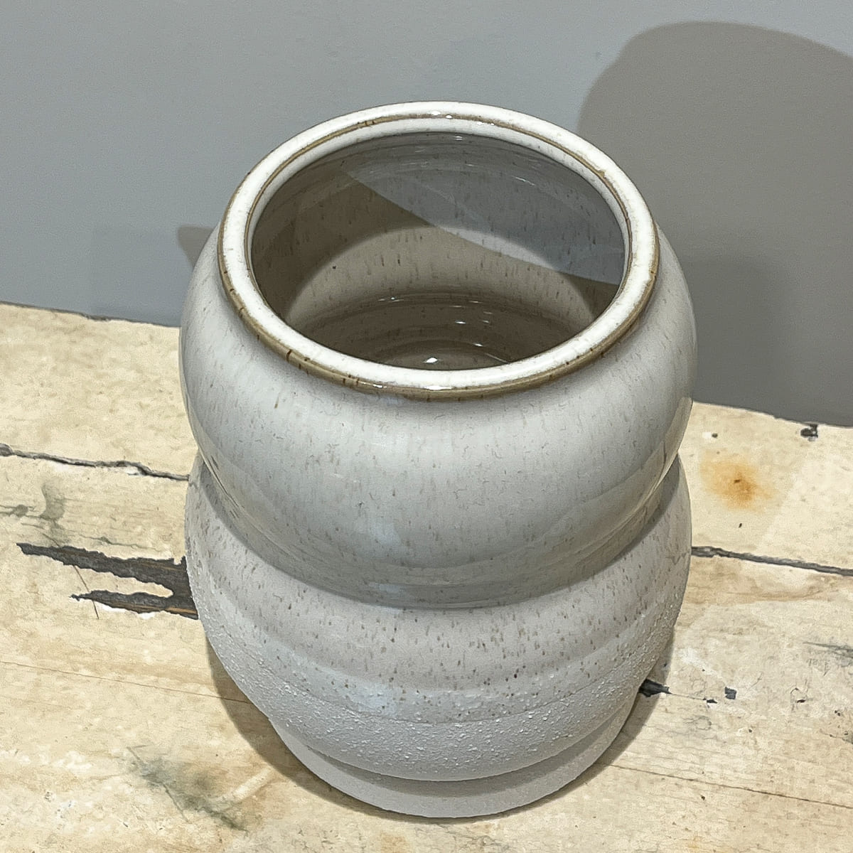 【植木鉢】くびれのある瓢箪型の陶器鉢（受け皿付き）