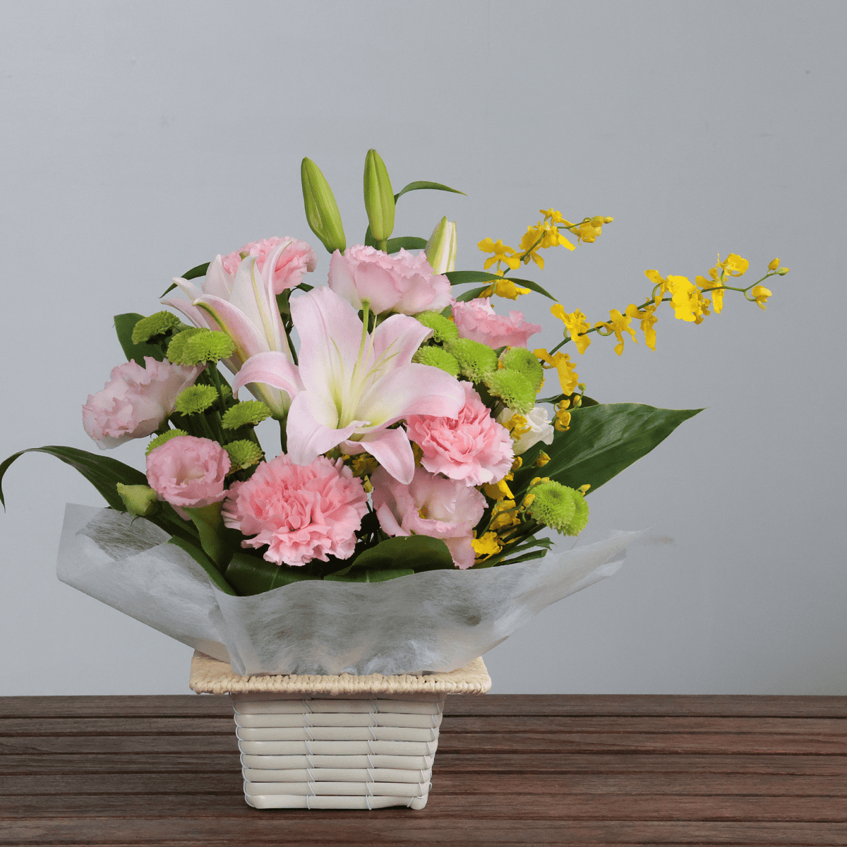 【お供え花・仏花】WEB限定｜アレンジメント「レェーヴ ピンク」（お線香セット）（ピンクのユリ）