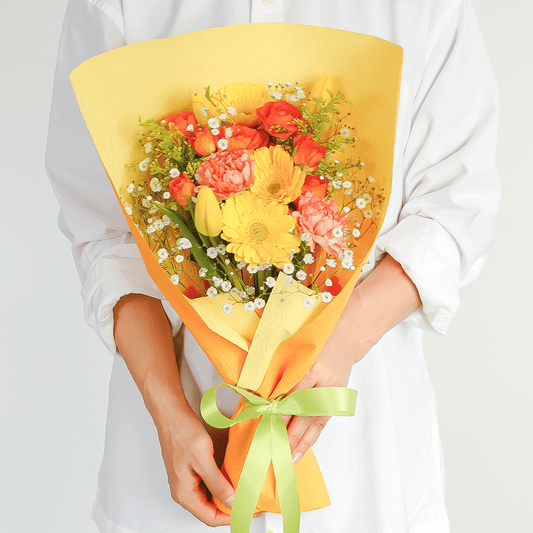 【花束・ブーケ】WEB限定｜卒園・卒業・送別の花束 イエロー Mサイズ
