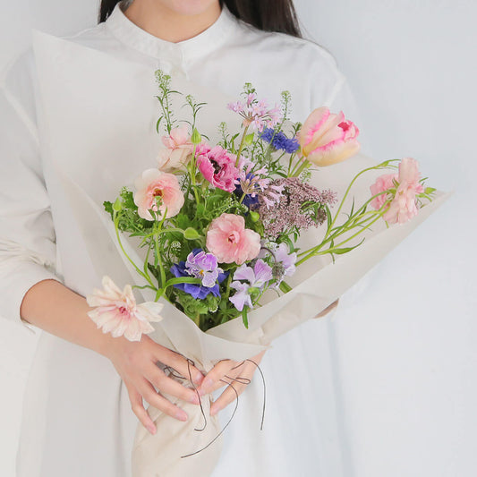 《期間限定》【星座で贈るバースデーブーケ/うお座/Lサイズ】アストロロジー・ライター Sayaさん監修