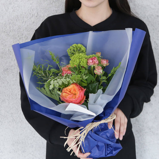 《期間限定》【星座で贈るバースデーブーケ/おうし座/Sサイズ】アストロロジー・ライター Sayaさん監修