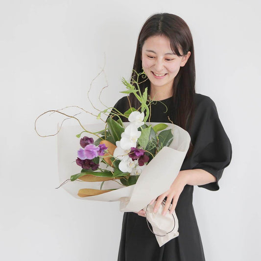 《期間限定》【星座で贈るバースデーブーケ/やぎ座/Sサイズ】アストロロジー・ライター Sayaさん監修