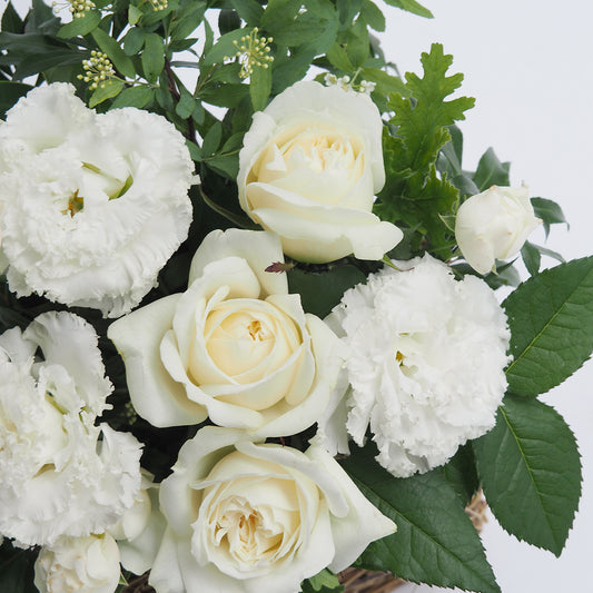 【フラワーアレンジ】Lサイズ|白・グリーン|花屋の通販|ブーケ|誕生日/結婚記念日などフラワーギフト02